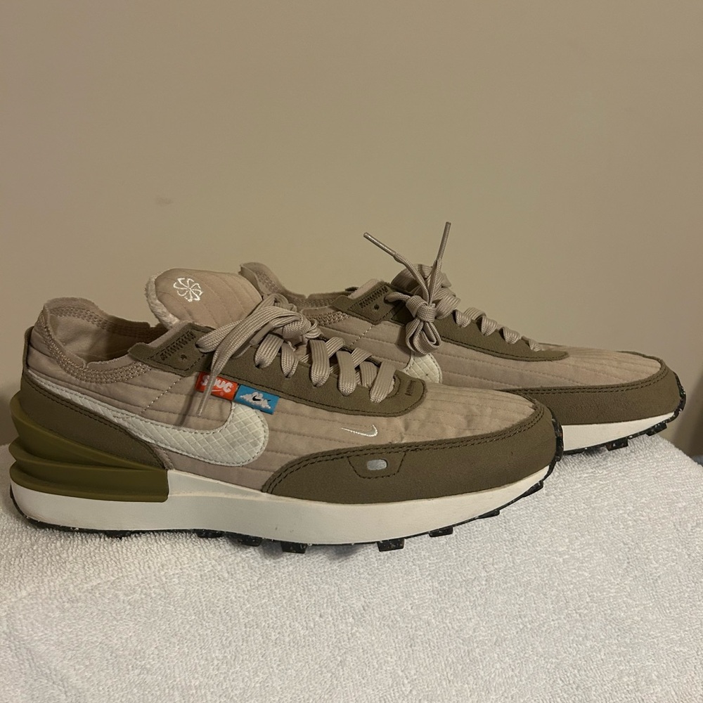 Nike Waffle One Rattan Men 9 / Women 10.5 Beige White PreOwned Excellent